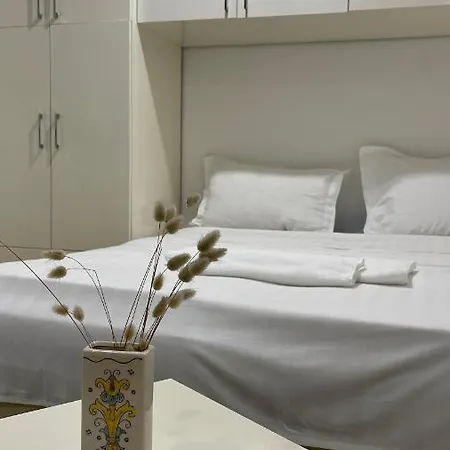 Appartement Brilant Antic Hotel *