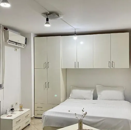 Brilant Antic Hotel Appartement Tirana